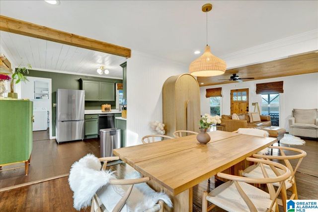 335 10TH STREET NW, Alabaster, AL 35007