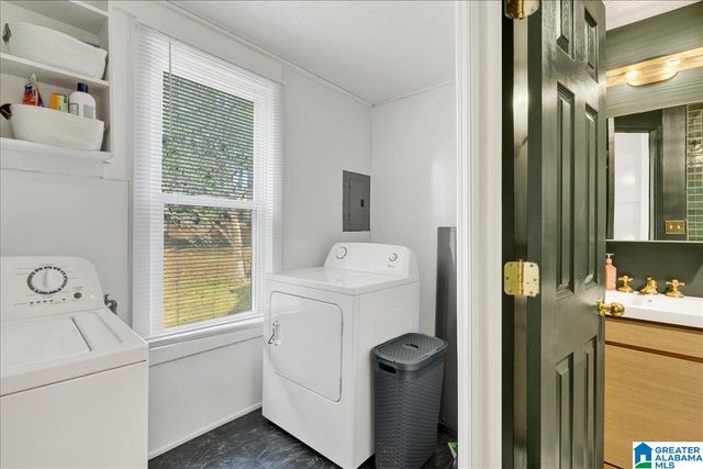 335 10TH STREET NW, Alabaster, AL 35007