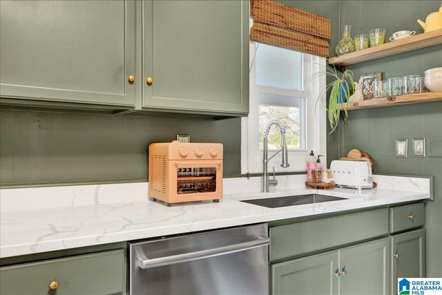 335 10TH STREET NW, Alabaster, AL 35007