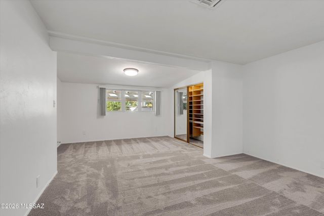 6404 E Calle Mercurio, Tucson, AZ 85710