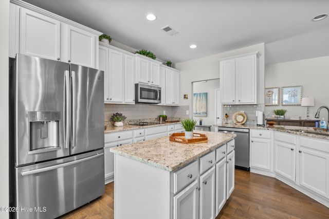 6515 Adelina Court SW, Ocean Isle Beach, NC 28469