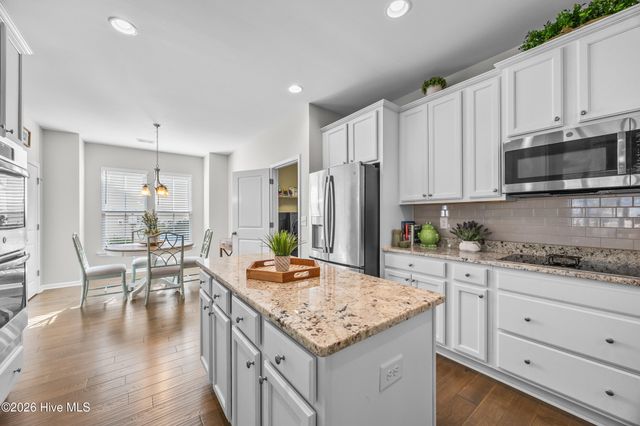 6515 Adelina Court SW, Ocean Isle Beach, NC 28469