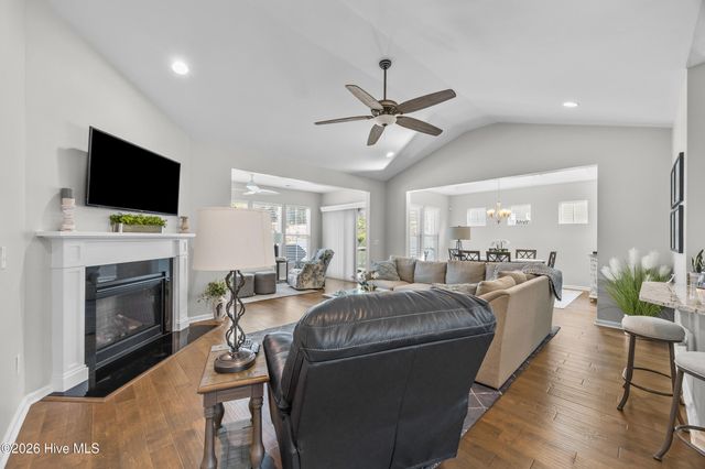 6515 Adelina Court SW, Ocean Isle Beach, NC 28469