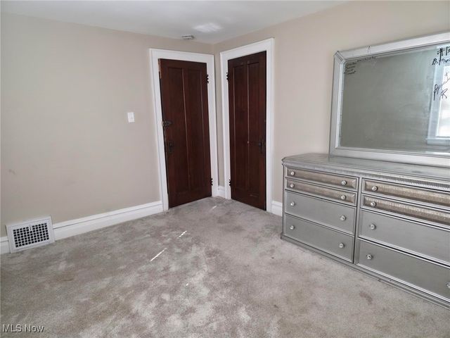 1425 Crescent Road SW, Canton, OH 44710