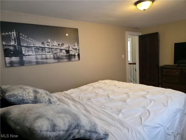 1425 Crescent Road SW, Canton, OH 44710