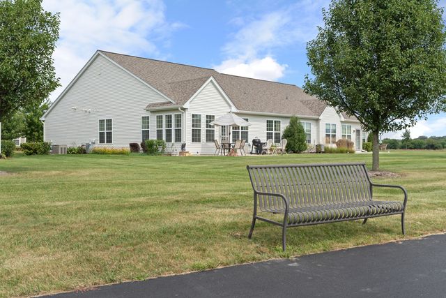 549 Autumn Circle, Pingree Grove, IL 60140