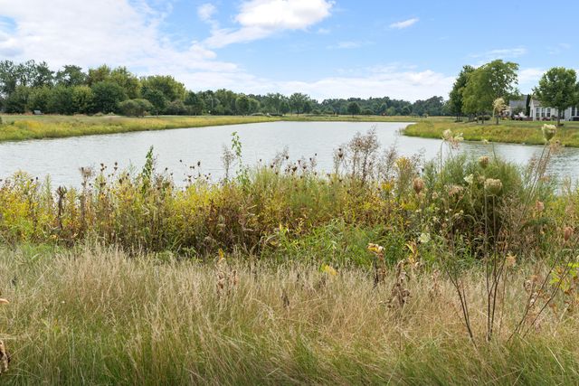 549 Autumn Circle, Pingree Grove, IL 60140