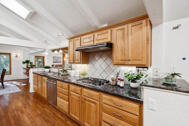 21386 Sunnyside Road, Los Gatos, CA 95033