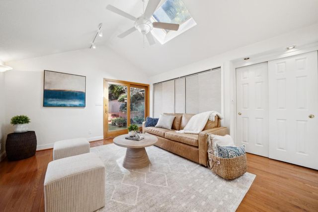 21386 Sunnyside Road, Los Gatos, CA 95033