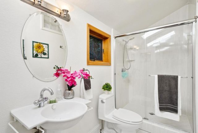 21386 Sunnyside Road, Los Gatos, CA 95033