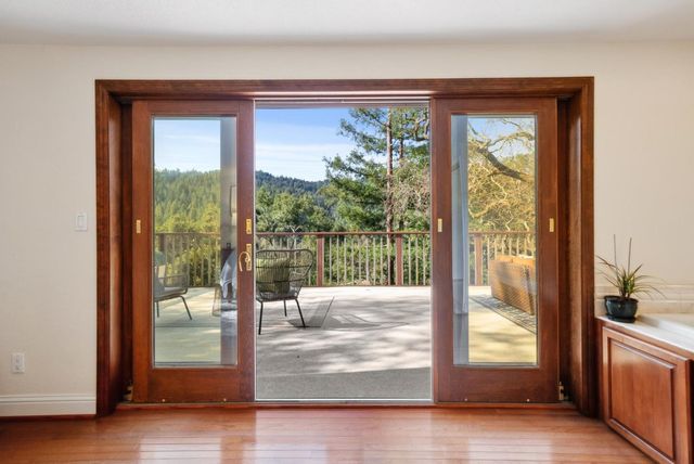 21386 Sunnyside Road, Los Gatos, CA 95033