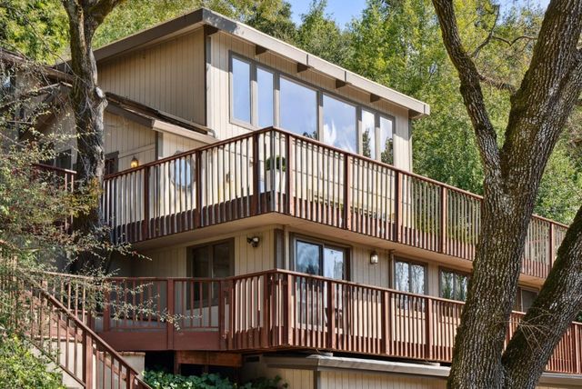 21386 Sunnyside Road, Los Gatos, CA 95033