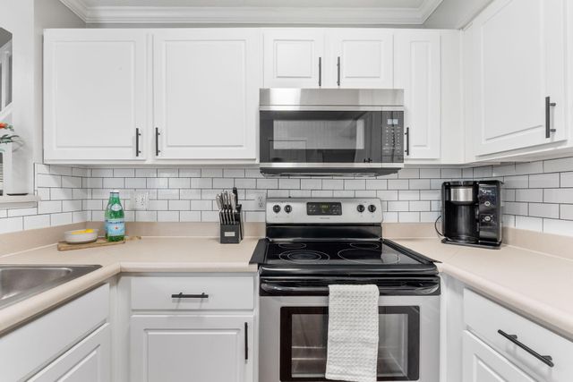 123 Preswicke Mill, Blacklick, OH 43004