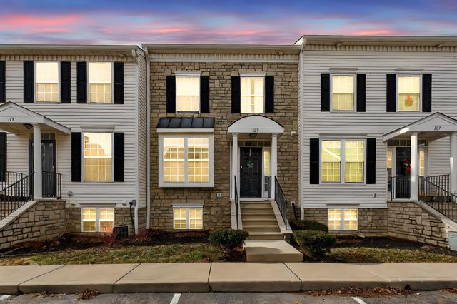 123 Preswicke Mill, Blacklick, OH 43004