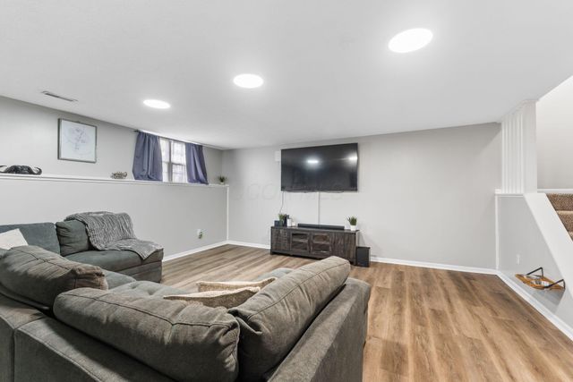 123 Preswicke Mill, Blacklick, OH 43004