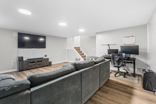 123 Preswicke Mill, Blacklick, OH 43004