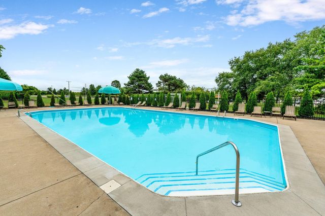 123 Preswicke Mill, Blacklick, OH 43004