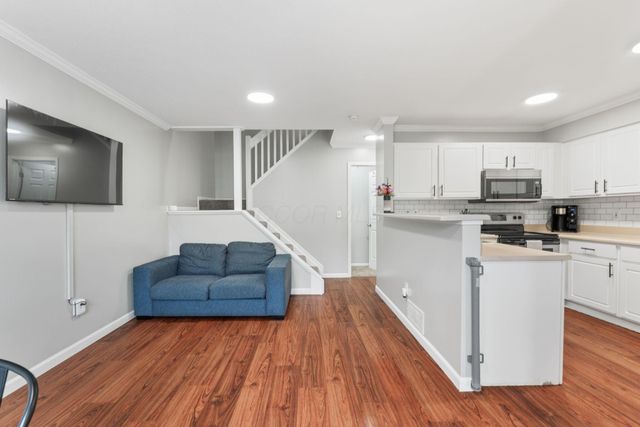 123 Preswicke Mill, Blacklick, OH 43004