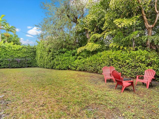 5265 SW 78th St, Miami, FL 33143