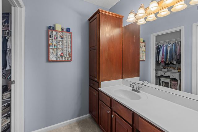 793 Rambling Creek Drive, Lexington, KY 40509