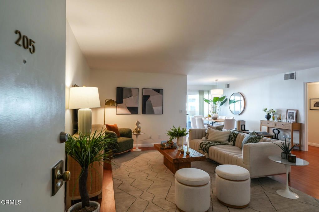 120 S Sierra Madre Boulevard 205, Pasadena, CA 91107