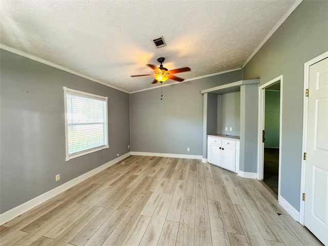 27607 County Road 3744, Splendora, TX 77372