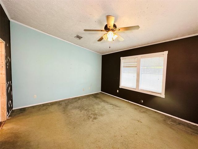 27607 County Road 3744, Splendora, TX 77372