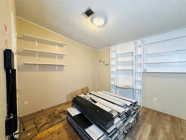 27607 County Road 3744, Splendora, TX 77372