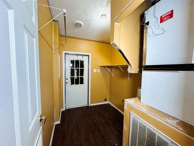 27607 County Road 3744, Splendora, TX 77372
