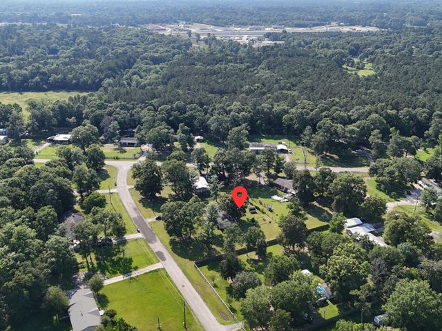 27607 County Road 3744, Splendora, TX 77372