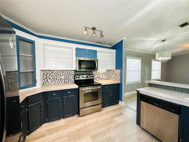 27607 County Road 3744, Splendora, TX 77372