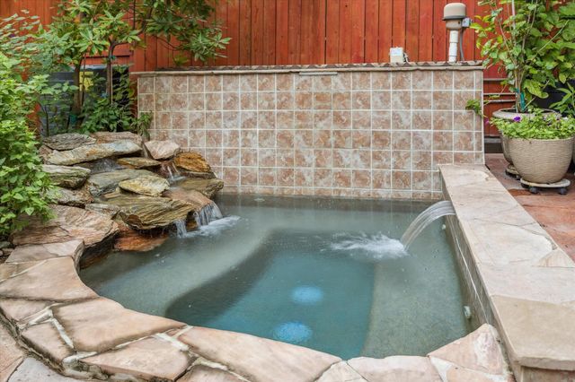 6507 Minola Street A, Houston, TX 77007