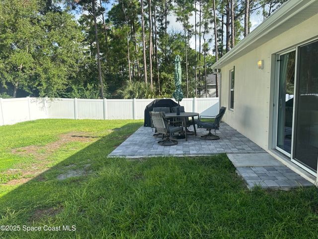 3290 Foresman Avenue SE, Palm Bay, FL 32909
