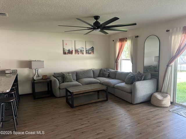 3290 Foresman Avenue SE, Palm Bay, FL 32909