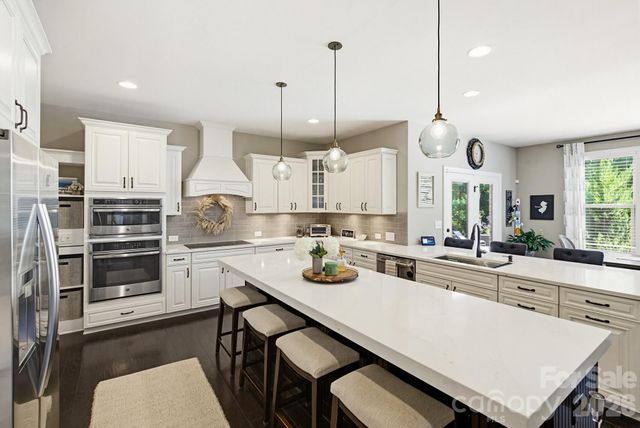 3083 Twin Lakes Drive, Weddington, NC 28104