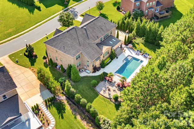 3083 Twin Lakes Drive, Weddington, NC 28104