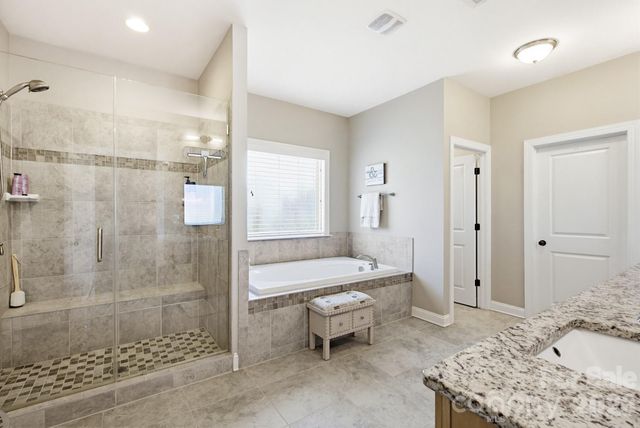 3083 Twin Lakes Drive, Weddington, NC 28104