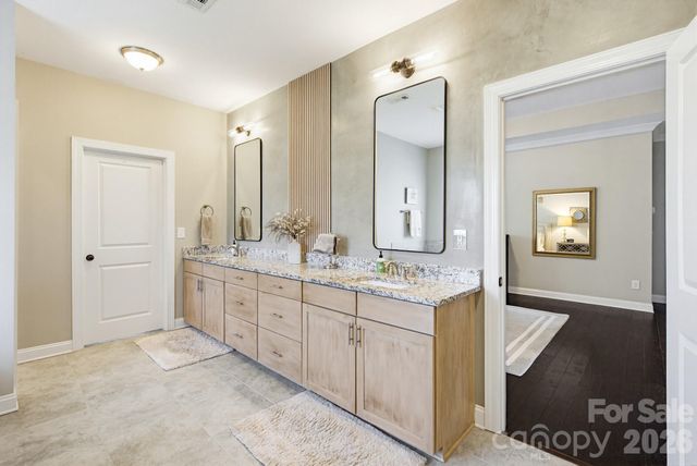 3083 Twin Lakes Drive, Weddington, NC 28104