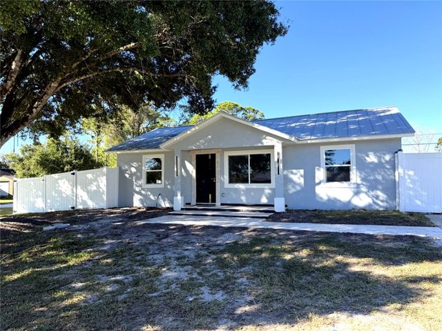 1495 SW 18th Avenue SW, Vero Beach, FL 32962