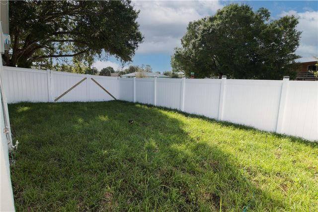 1495 SW 18th Avenue SW, Vero Beach, FL 32962