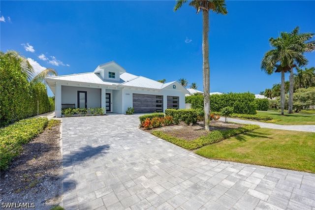 1232 Royal Palm DR, Naples, FL 34103