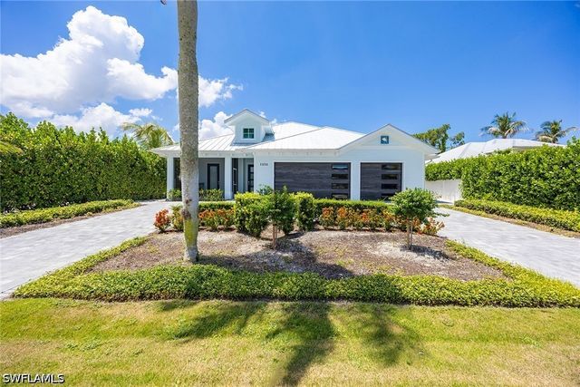 1232 Royal Palm DR, Naples, FL 34103