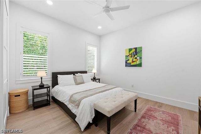 1232 Royal Palm DR, Naples, FL 34103