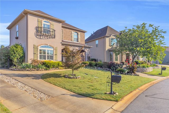 105 Bur Oak Drive, Taylors, SC 29687