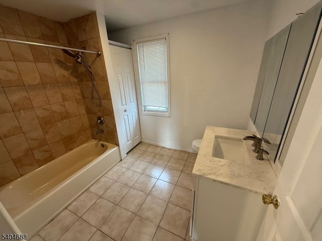 12 Jefferson Ave, Plainfield City, NJ 08812