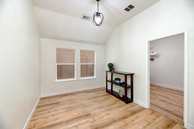 3945 Ringdove Way, Fort Worth, TX 76262