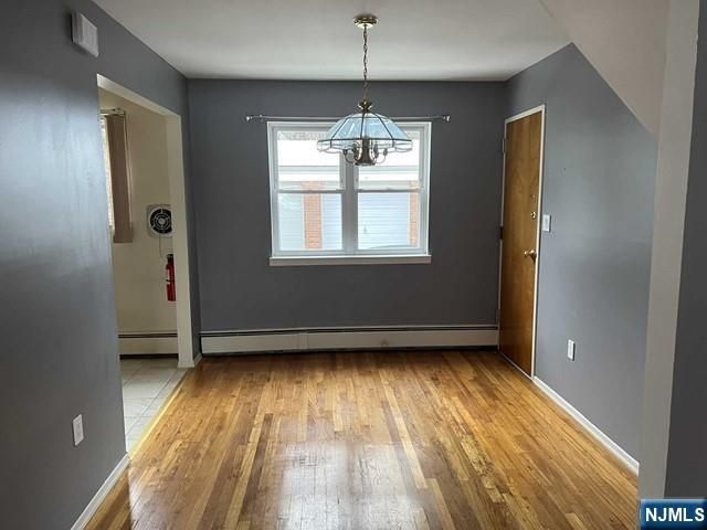 17 Manchester Court, Wayne, NJ 07470