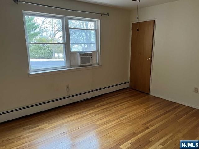 17 Manchester Court, Wayne, NJ 07470