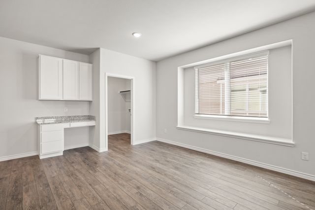 10033 Freighter Trail, Fort Worth, TX 76131