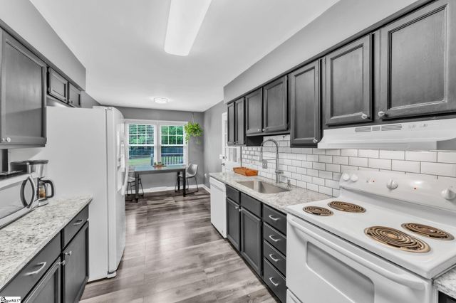 210 Chickamauga Lane, Simpsonville, SC 29681